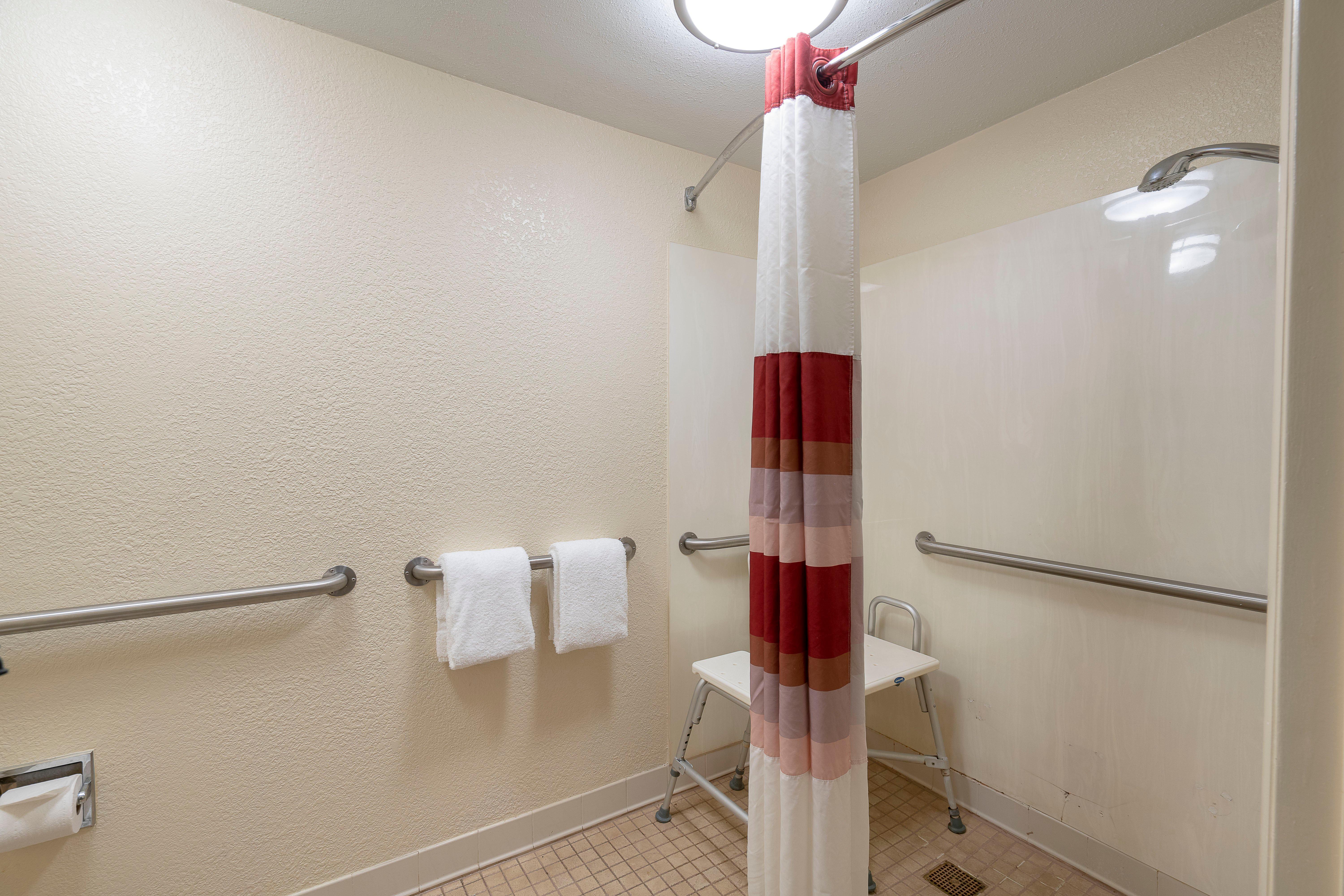 Red Roof Inn Detroit - Roseville St Clair Shores Bagian luar foto