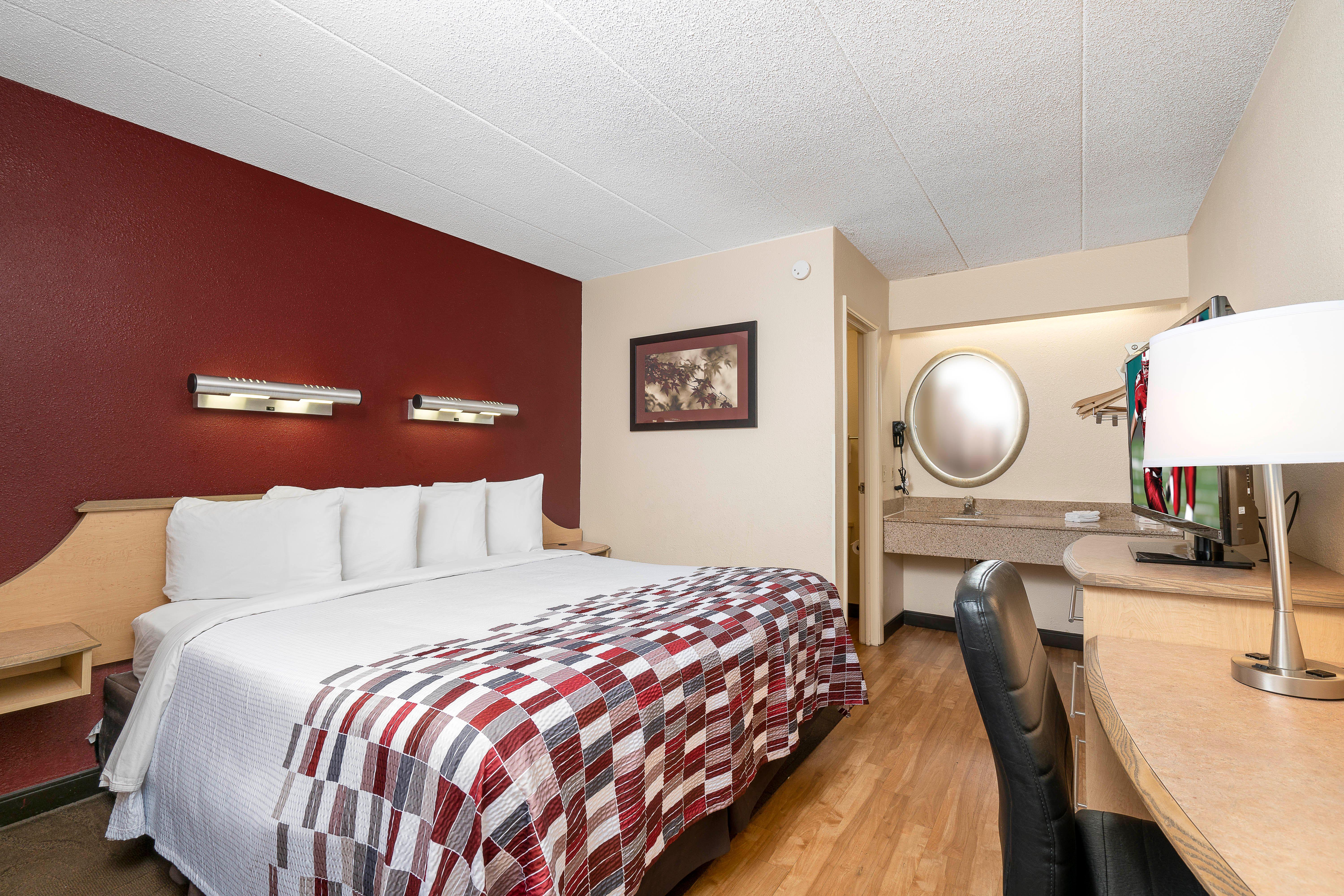 Red Roof Inn Detroit - Roseville St Clair Shores Bagian luar foto